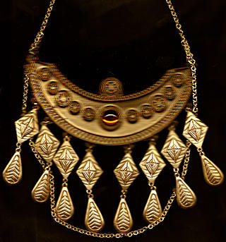 Colonial Warrior Medallion